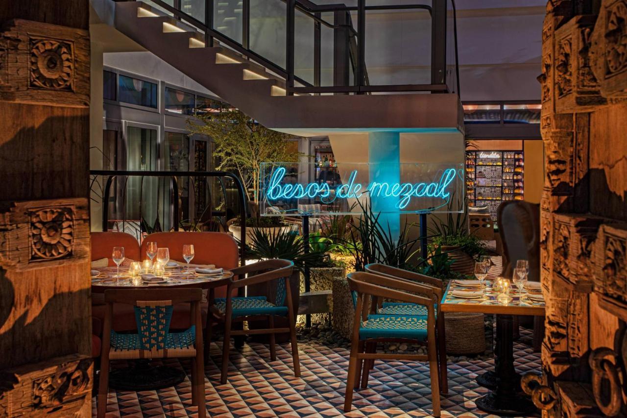 Moxy Miami South Beach Майами-Бич Экстерьер фото