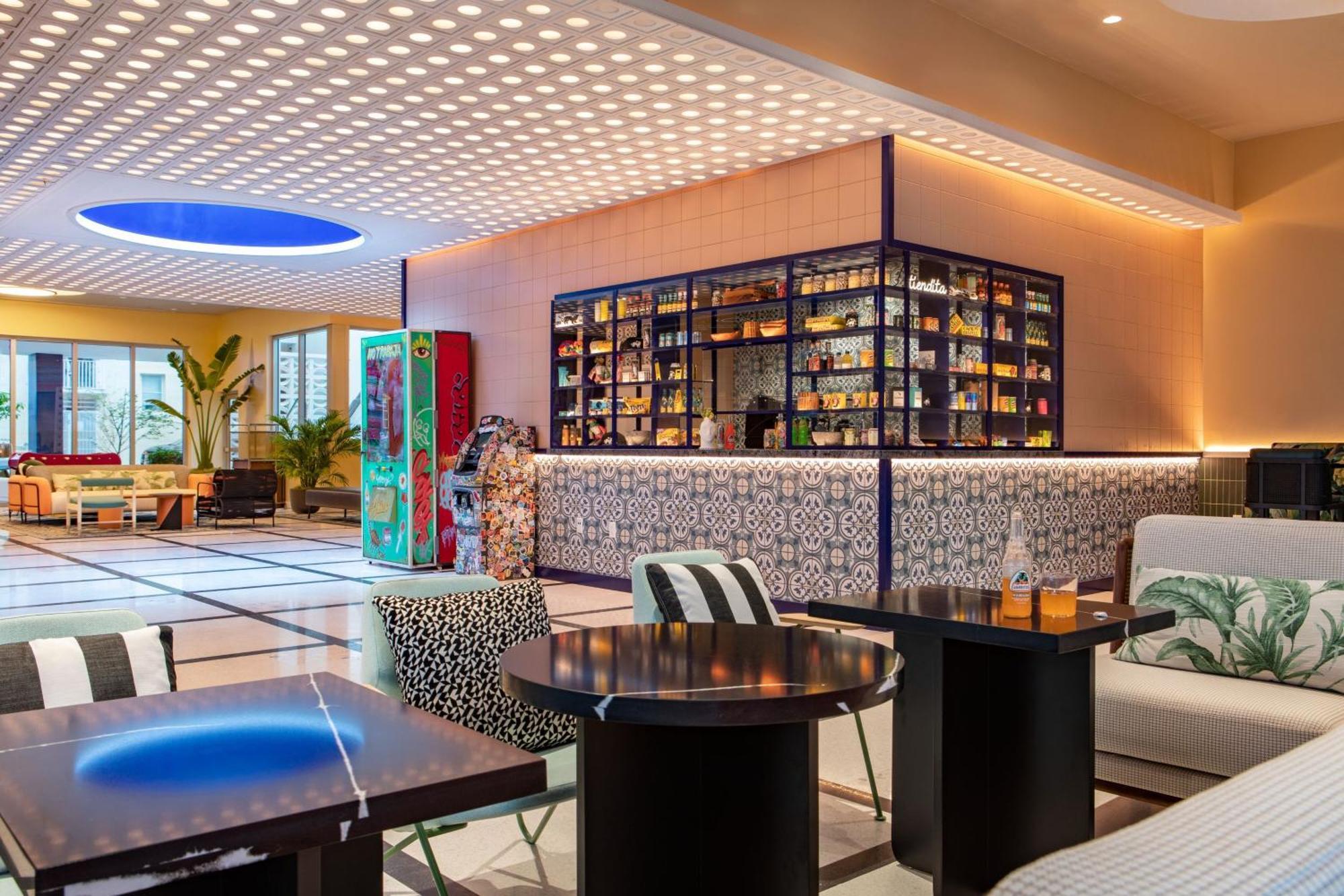 Moxy Miami South Beach Майами-Бич Экстерьер фото